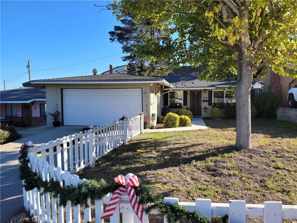 524 S B Street, Lompoc, CA 93436