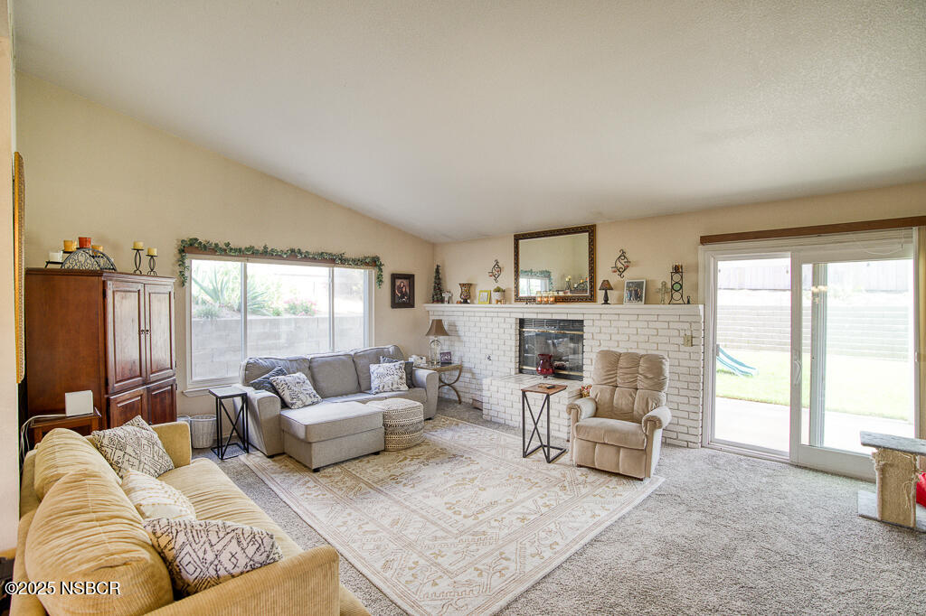 1014 Sunrise Dr, Santa Maria, CA 93455